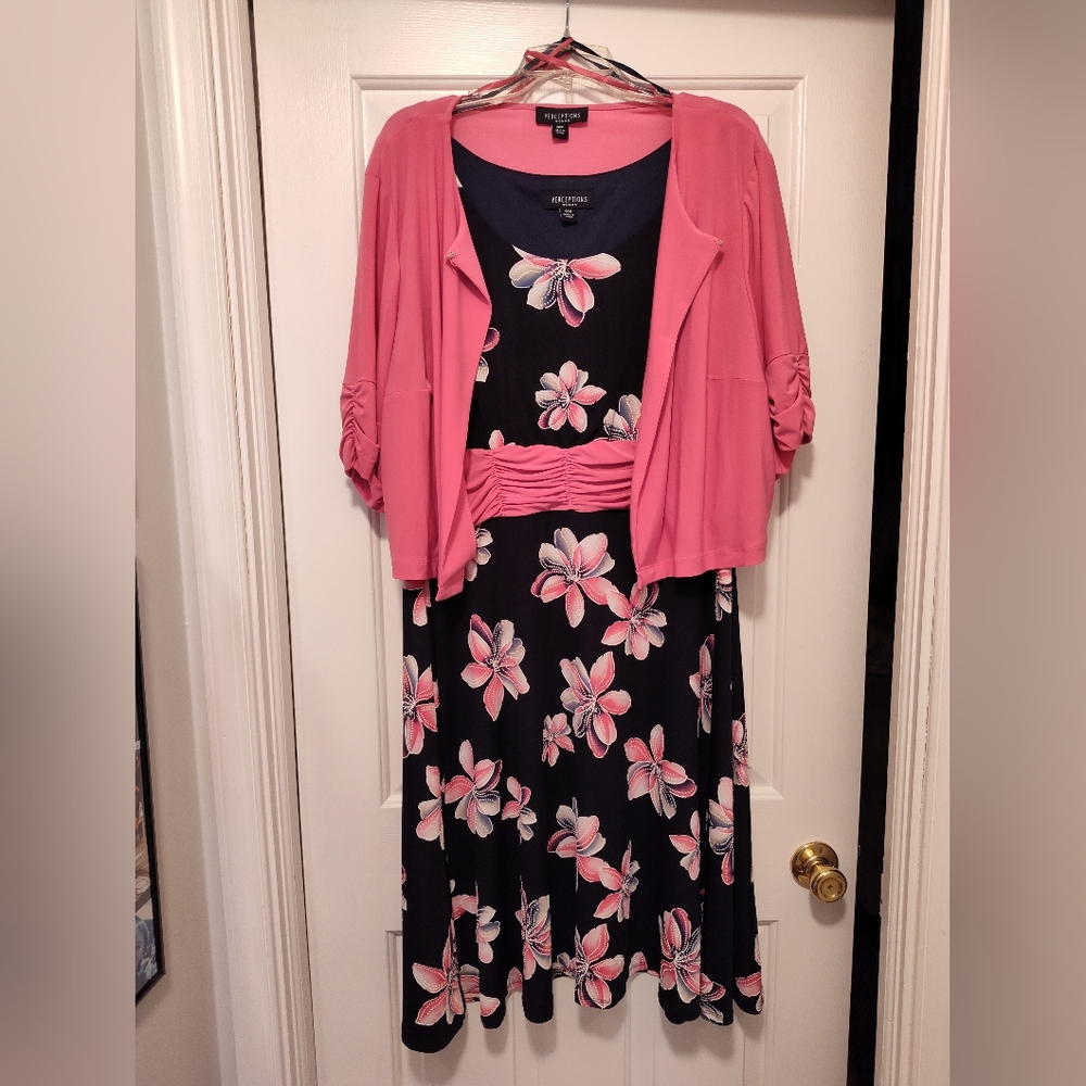 Perceptions Pink and Dark Blue Floral Dress - Picture 2 of 13